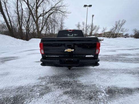 Used 2016 Chevrolet Silverado 1500 High Country image 16