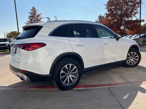 Used 2024 Mercedes-Benz GLC 300 4MATIC image 6