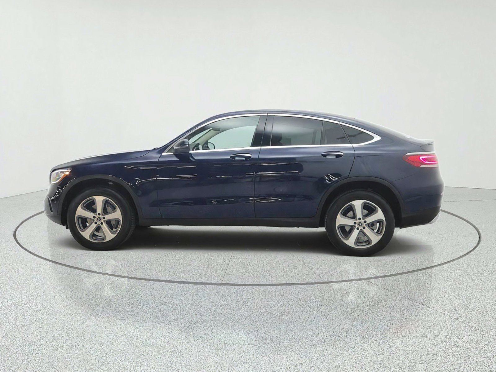 Certified 2023 Mercedes-Benz GLC 300 4MATIC Coupe image 8