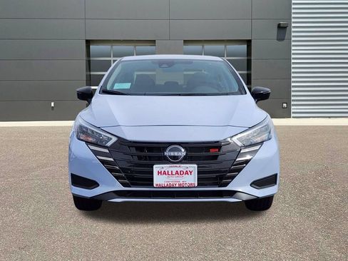 New 2025 Nissan Versa SR w/ Trunk Package FWD image 7