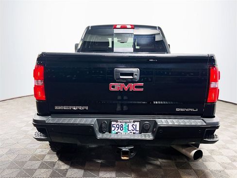 Used 2019 GMC Sierra 2500 Denali w/ Duramax Plus Package image 7