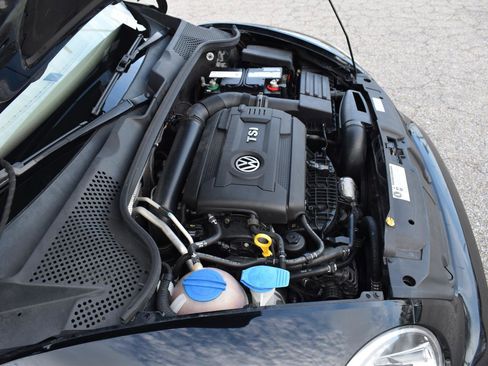 Used 2014 Volkswagen Beetle 1.8T FWD image 24