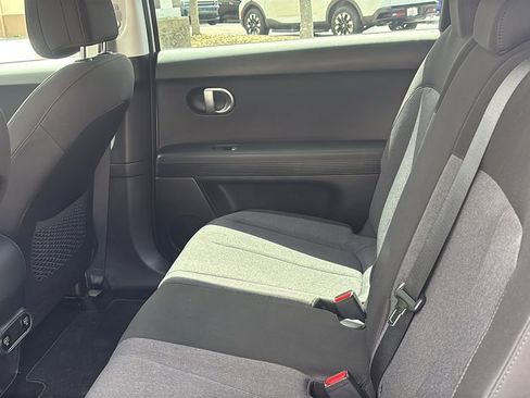Used 2024 Hyundai Ioniq 5 SE RWD image 29