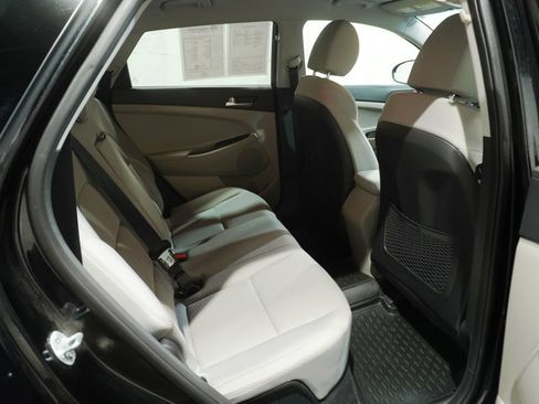 Used 2019 Hyundai Tucson SE AWD/4WD image 13
