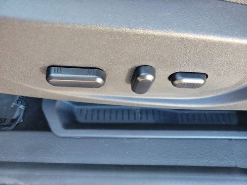 Used 2014 Ford C-MAX SEL w/ Exterior Protection Package image 24