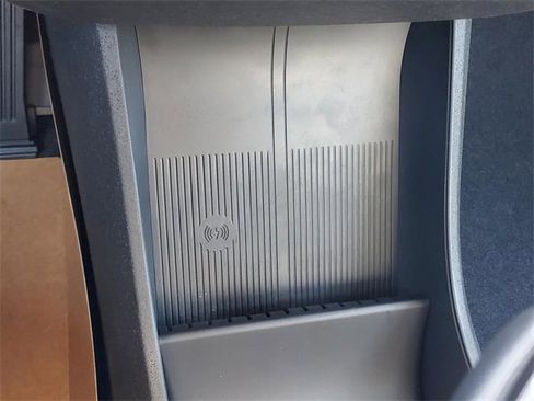 New 2026 Volvo EX30 Ultra w/ Climate Package image 19