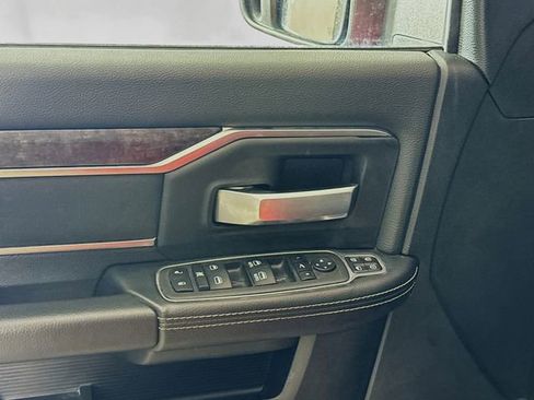 Used 2024 RAM 2500 Big Horn w/ Bed Utility Group image 17