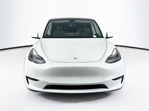 Used 2021 Tesla Model Y Performance AWD/4WD image 2
