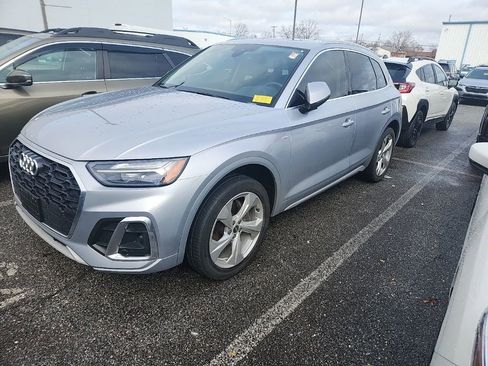 Used 2022 Audi Q5 2.0T Premium Plus w/ Premium Plus Package image 4