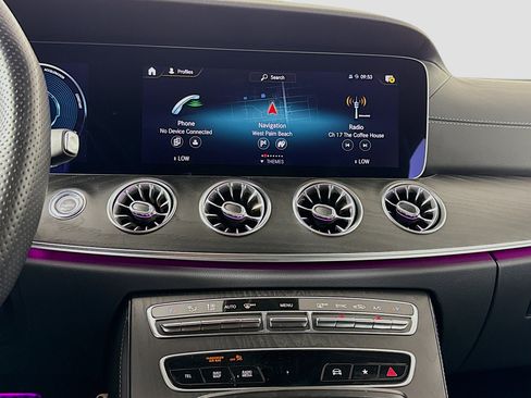 Used 2023 Mercedes-Benz E 450 Cabriolet image 16