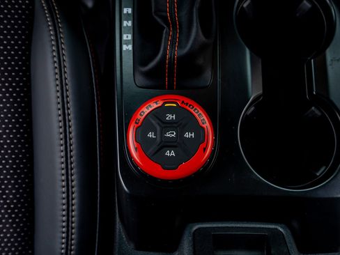 Used 2025 Ford Bronco Raptor AWD/4WD image 27