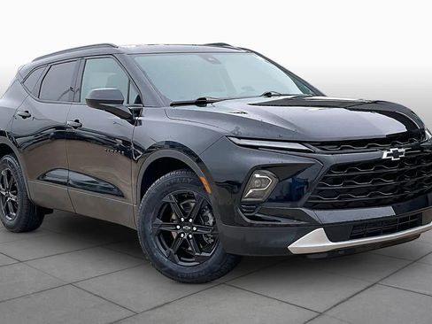 Certified 2023 Chevrolet Blazer LT w/ Convenience Package FWD image 4
