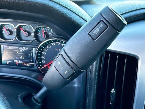 Used 2018 GMC Sierra 2500 SLT image 16