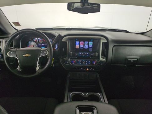 Used 2018 Chevrolet Silverado 1500 LT w/ Midnight Edition AWD/4WD image 12
