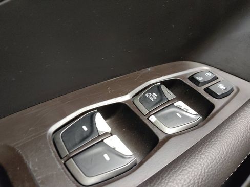 Used 2018 Hyundai Santa Fe Sport image 27