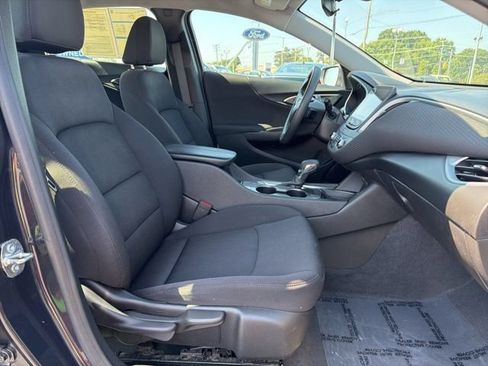 Used 2023 Chevrolet Malibu LT FWD image 18