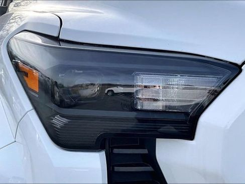 Used 2024 Toyota Tacoma SR image 28
