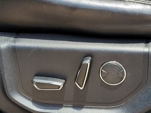 Used 2017 Ford F250 Lariat w/ Lariat Value Package image 34