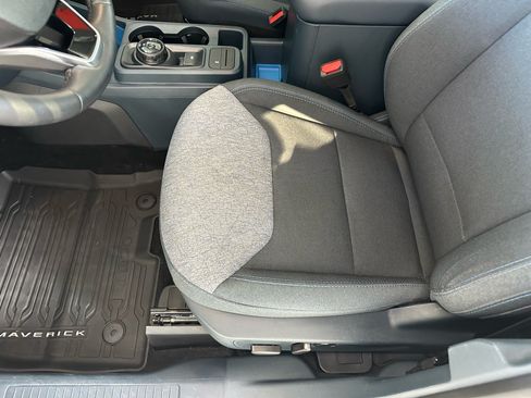 Certified 2025 Ford Maverick XLT w/ XLT Luxury Package FWD image 21