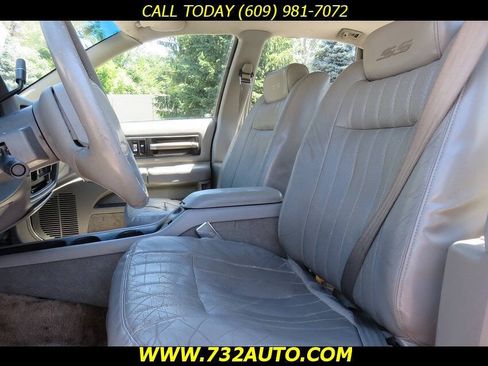 Used 1995 Chevrolet Impala SS RWD image 23
