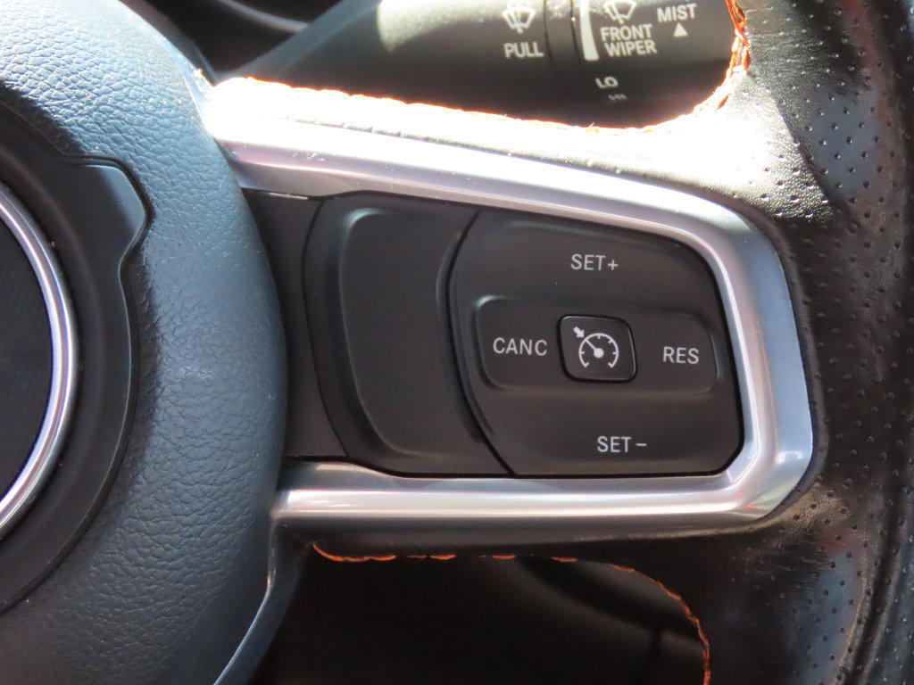 Used 2023 Jeep Gladiator Mojave w/ LED Lighting Group AWD/4WD image 39