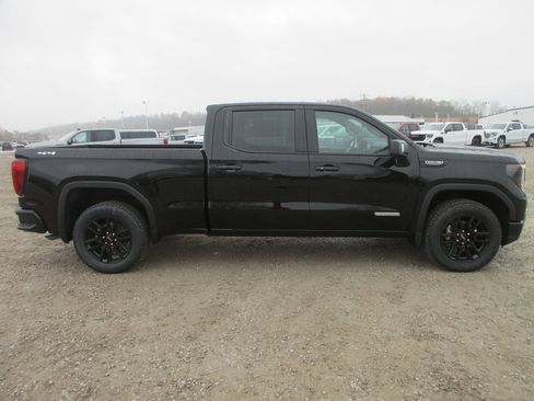 New 2026 GMC Sierra 1500 Elevation w/ Elevation Premium Package image 3
