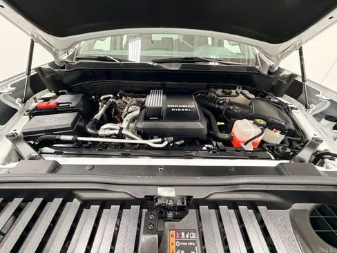Certified 2023 Chevrolet Silverado 1500 RST AWD/4WD image 31