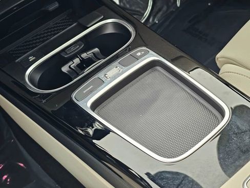 Certified 2025 Mercedes-Benz CLA 250 4MATIC image 37