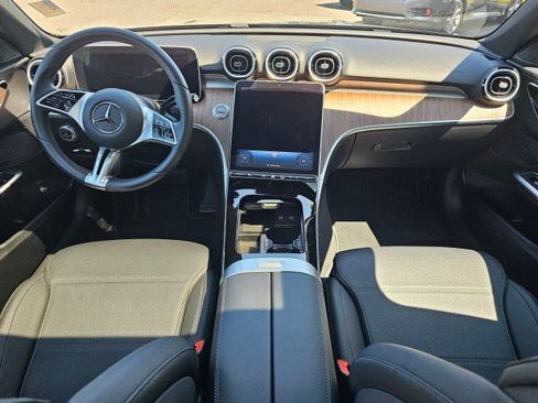 Used 2025 Mercedes-Benz C 300 4MATIC Sedan image 23