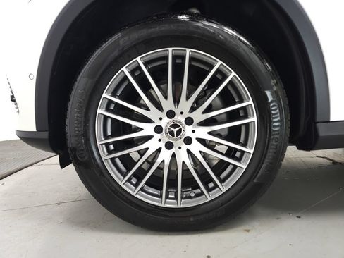 Certified 2026 Mercedes-Benz GLC 300 4MATIC image 35
