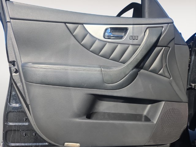 Used 2012 INFINITI FX35 2WD w/ Premium Pkg image 16