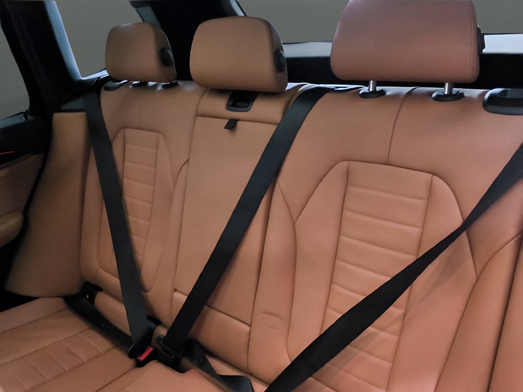 Used 2018 BMW X3 xDrive30i AWD/4WD image 19