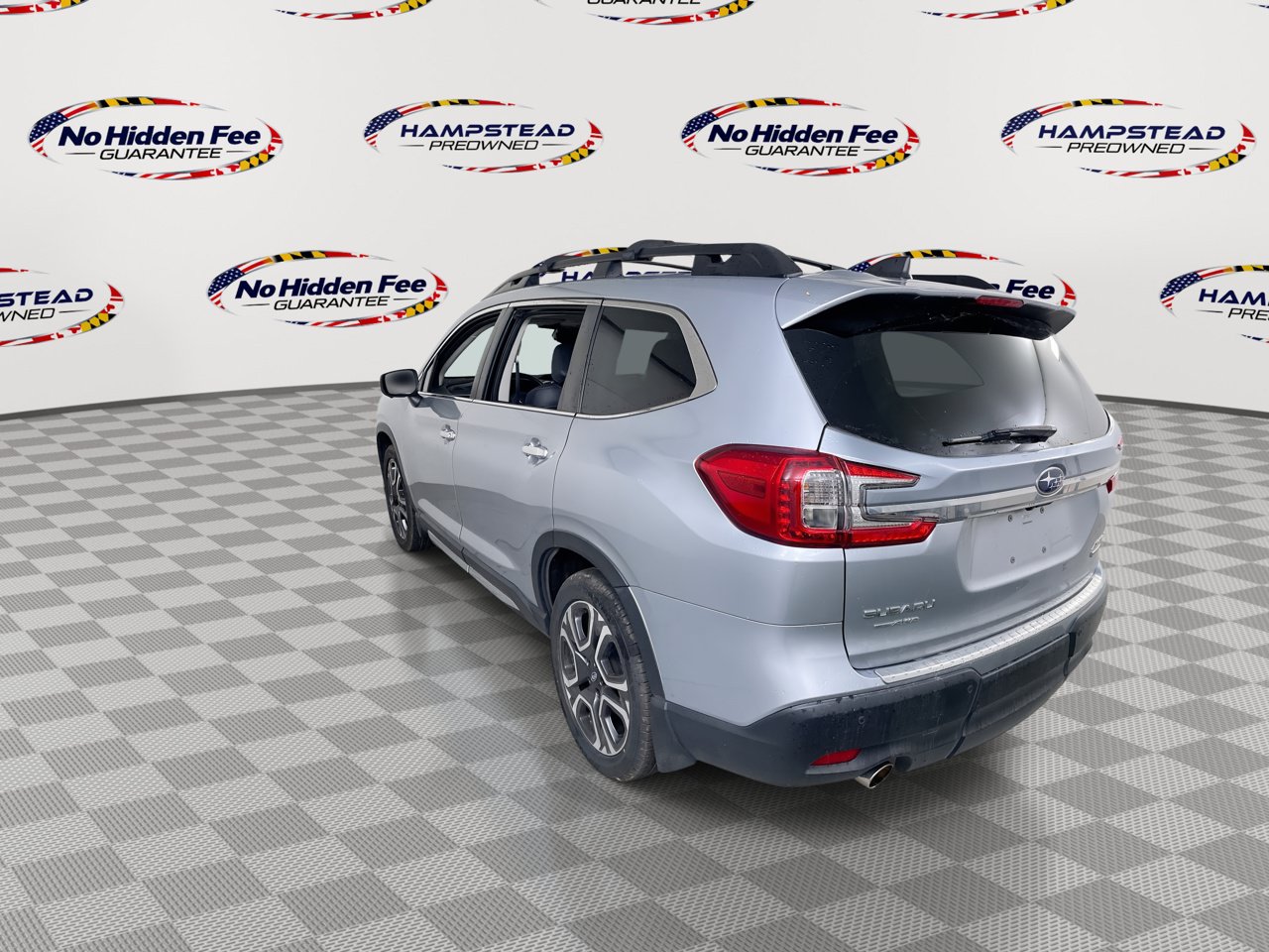 Used 2023 Subaru Ascent Touring AWD/4WD image 7