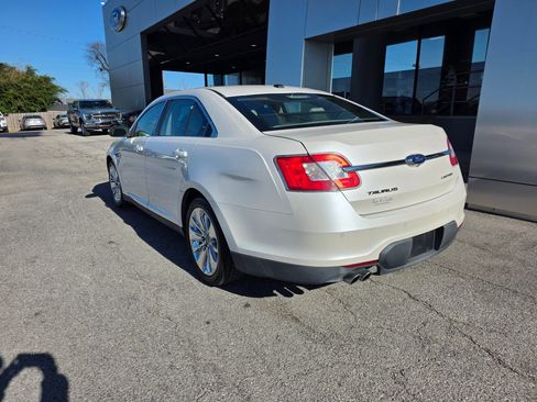 Used 2011 Ford Taurus Limited w/ 303A Rapid Spec Order Code image 4