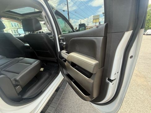Used 2019 Chevrolet Silverado 2500 LTZ w/ Duramax Plus Package AWD/4WD image 18