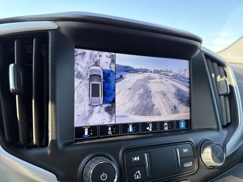 Used 2022 GMC Terrain SLT w/ Tech Package image 20