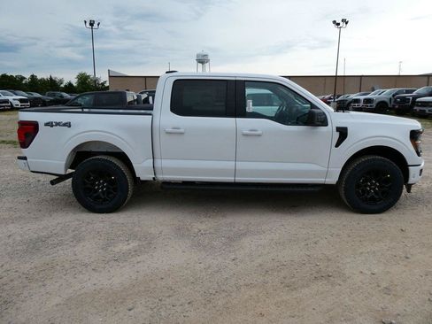 New 2026 Ford F150 XLT w/ XLT Black Appearance Package AWD/4WD image 5