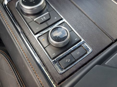 Used 2023 Ford Expedition Max Platinum image 32