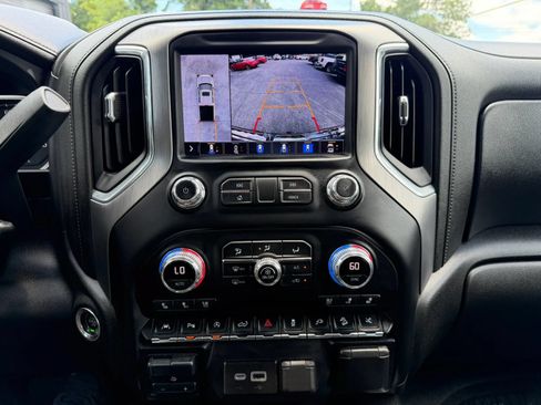 Used 2021 GMC Sierra 1500 Denali w/ Denali Ultimate Package AWD/4WD image 18
