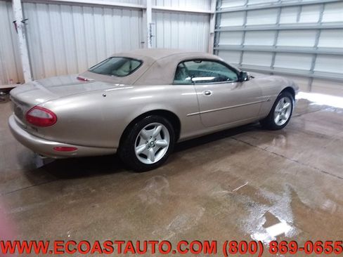 Used 1997 Jaguar XK8 Convertible image 2