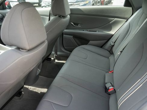 New 2025 Hyundai Elantra Blue image 23