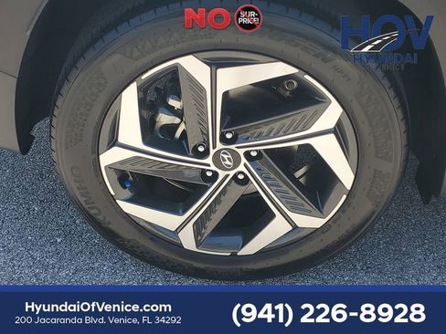 Certified 2024 Hyundai Tucson SEL w/ Convenience Package FWD image 12