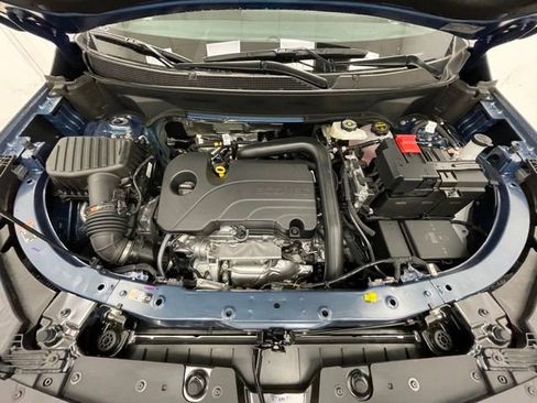 New 2026 Chevrolet Equinox LT w/ Safety and Technology Package AWD/4WD image 13