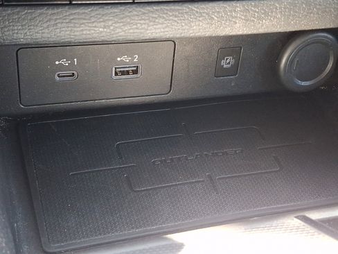 Used 2022 Mitsubishi Outlander SEL FWD image 25