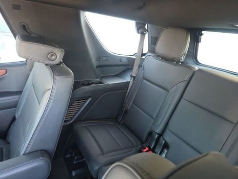 Used 2025 GMC Yukon Denali image 20