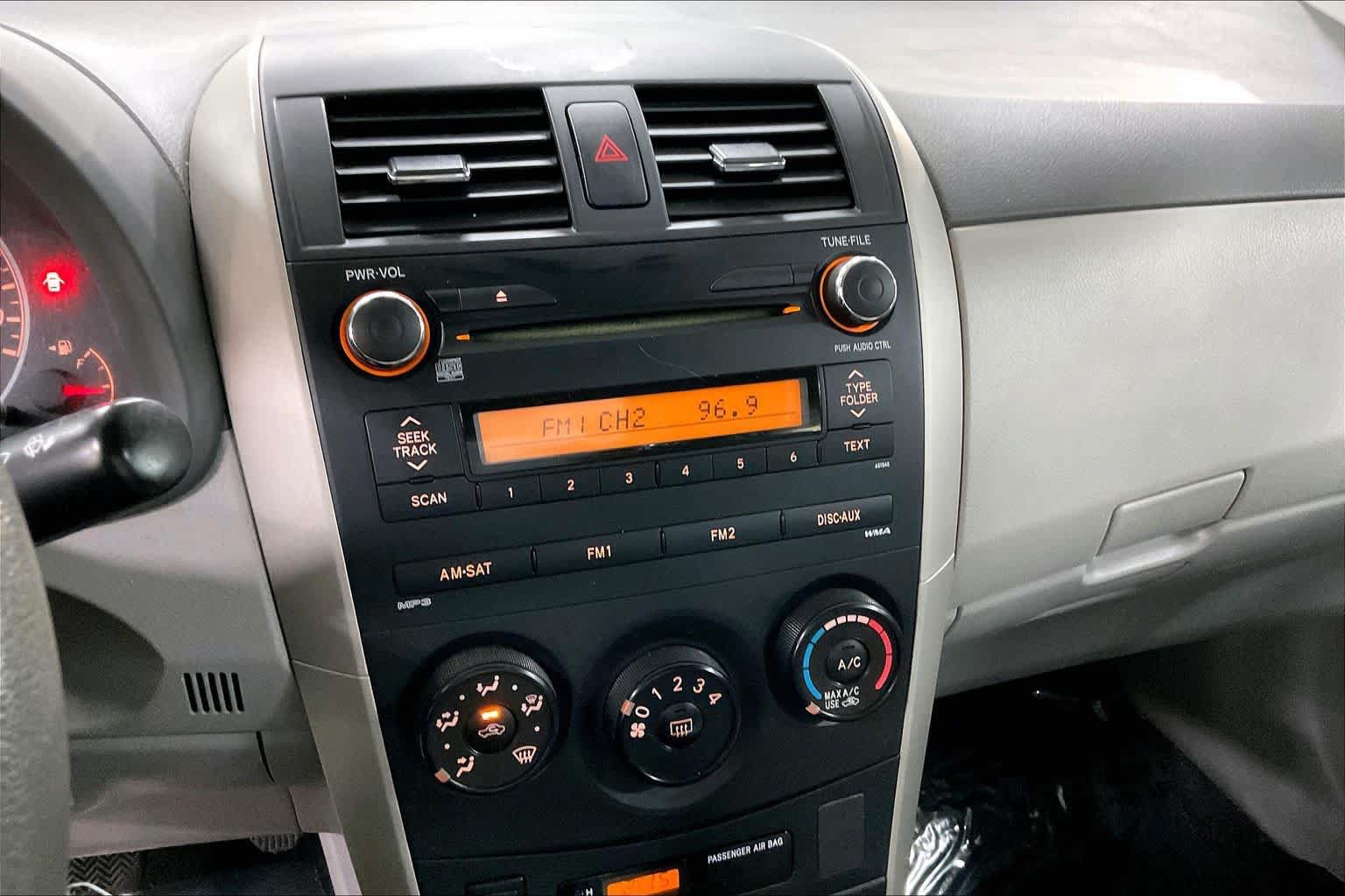 Used 2010 Toyota Corolla LE FWD image 25