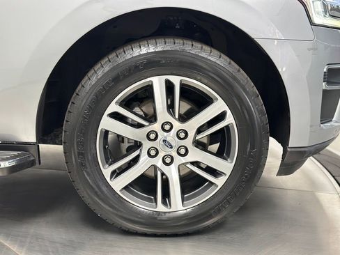 Certified 2023 Ford Expedition Limited image 30