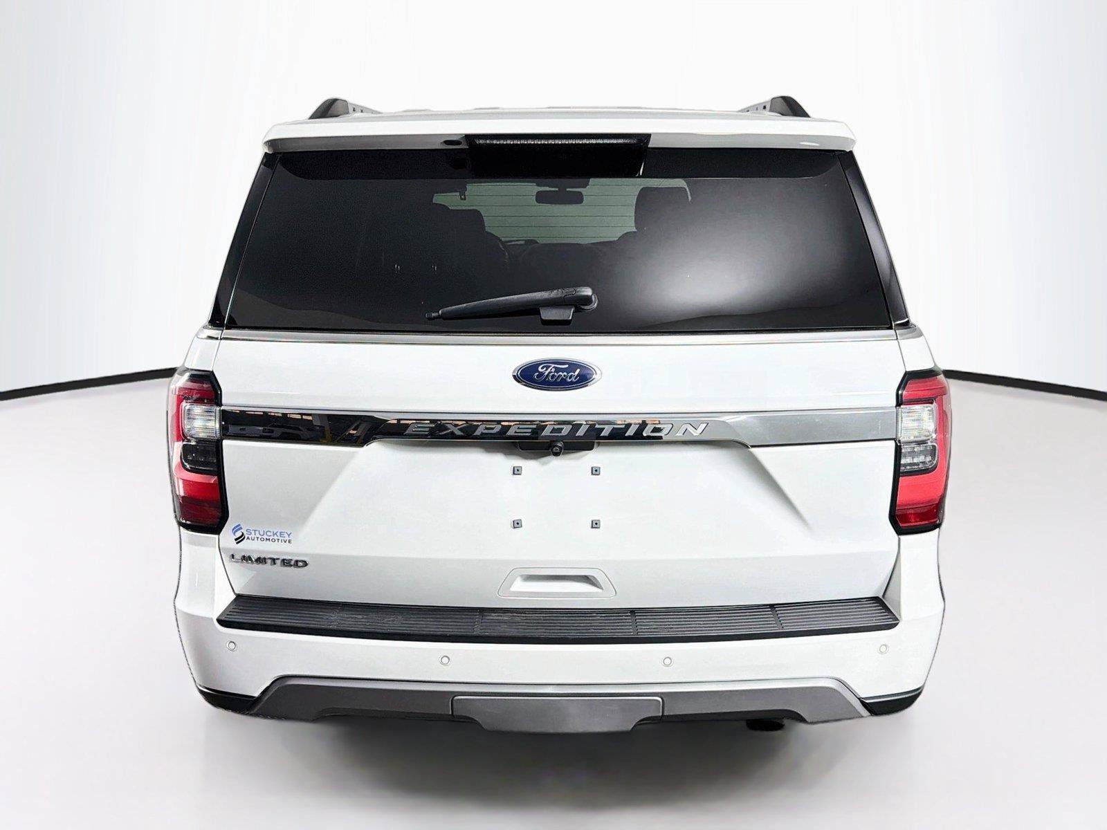 Used 2020 Ford Expedition Limited w/ Equipment Group 302A AWD/4WD image 11