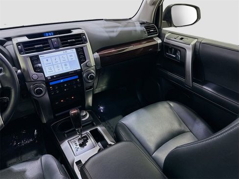 Used 2024 Toyota 4Runner Limited image 24