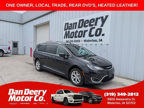 Used 2018 Chrysler Pacifica Touring-L Plus w/ Tire & Wheel Group FWD image 1